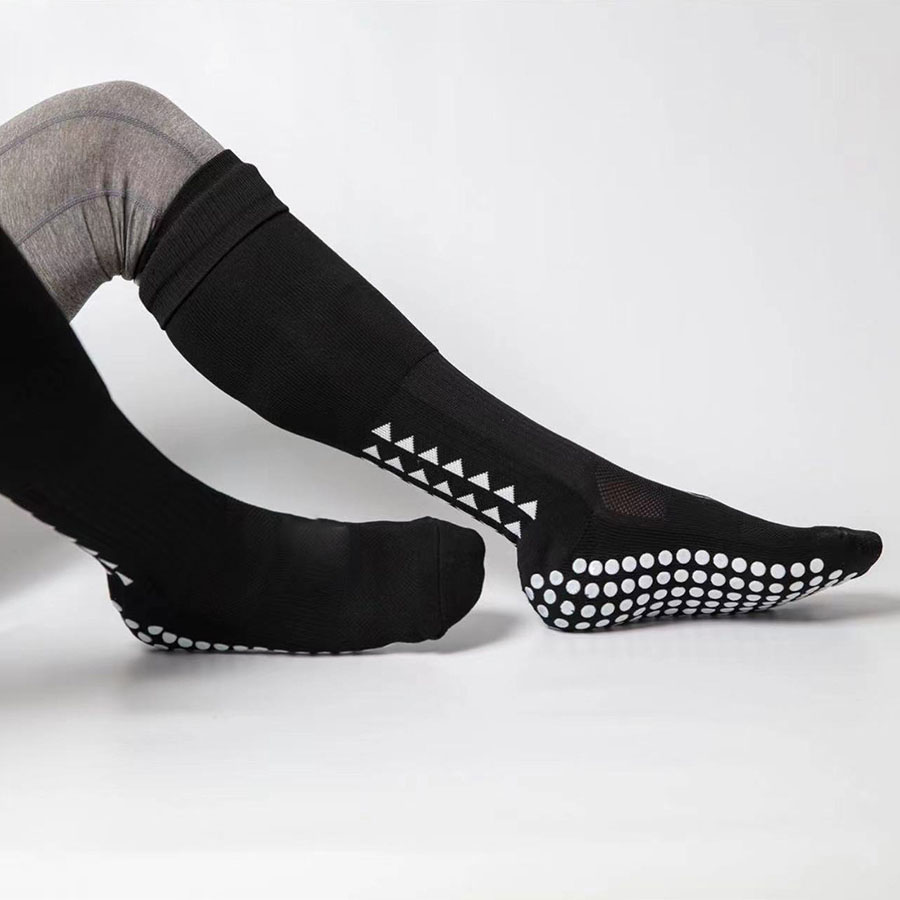 جوارب طويلة للركبة للرجال والن - مراجعة Ankle Support Badminton وسعره
